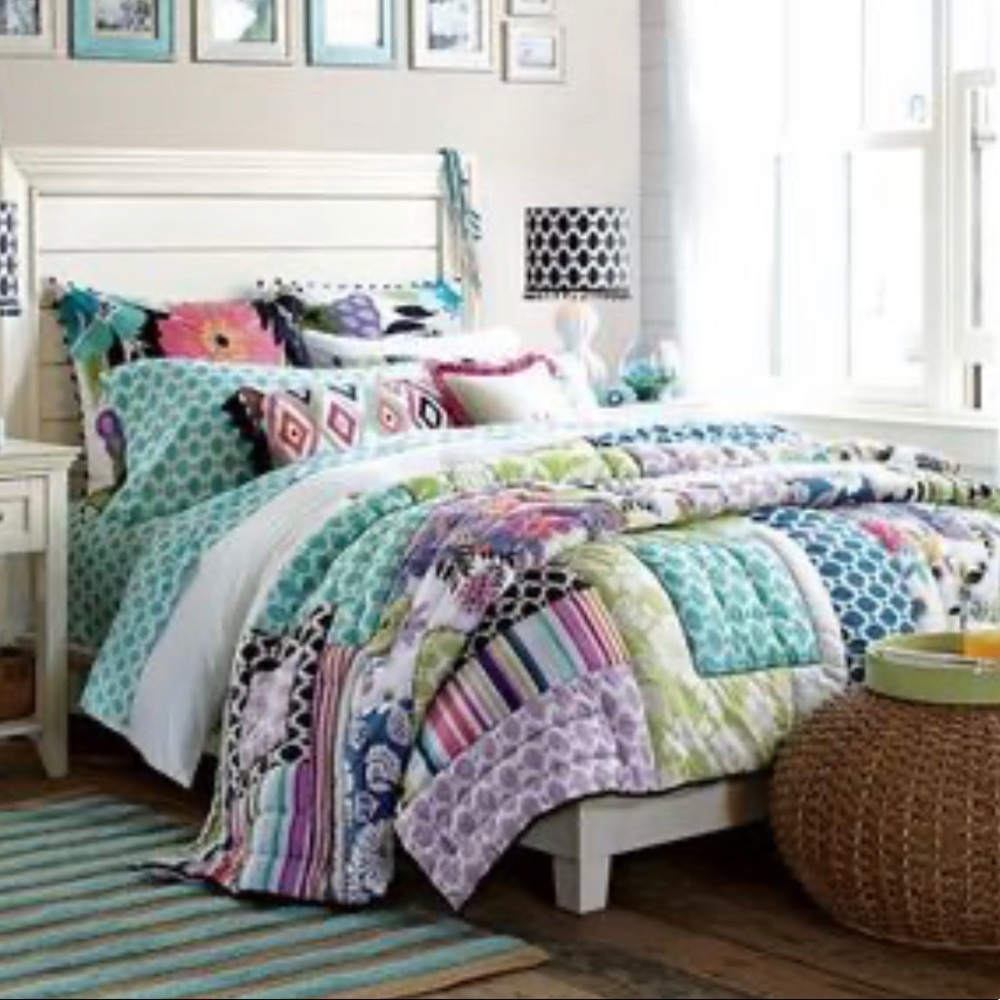 PBteen Patchwork Floral Bedding Set